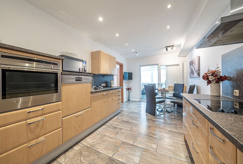 Apartment 6